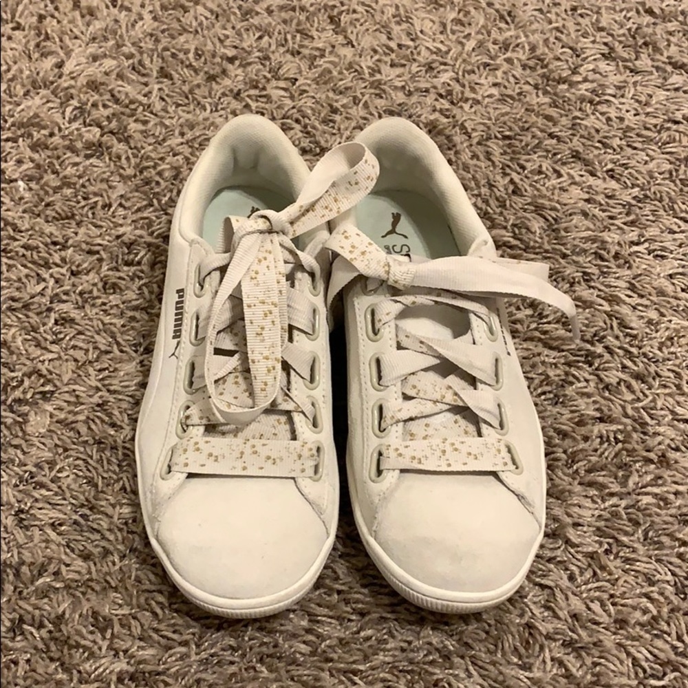 super comfy pumas